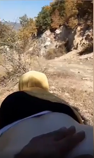 Türbanlı kadın doğada domaltmış sikilirken hadi diyor